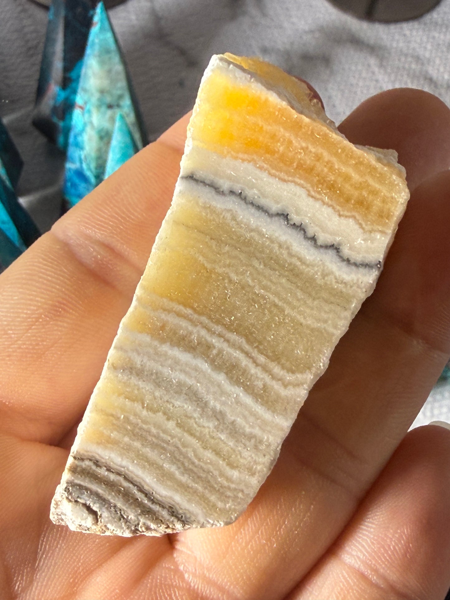 Honey Calcite 1.4 oz – Polished Golden Crystal for Confidence, Clarity & Positive Energy