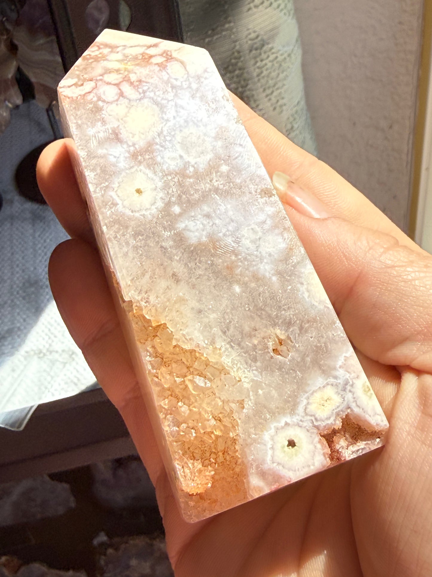 Pink Amethyst Druzy Tower – Sparkling Heart‑Chakra Crystal for Peace, Healing & Gentle Protection