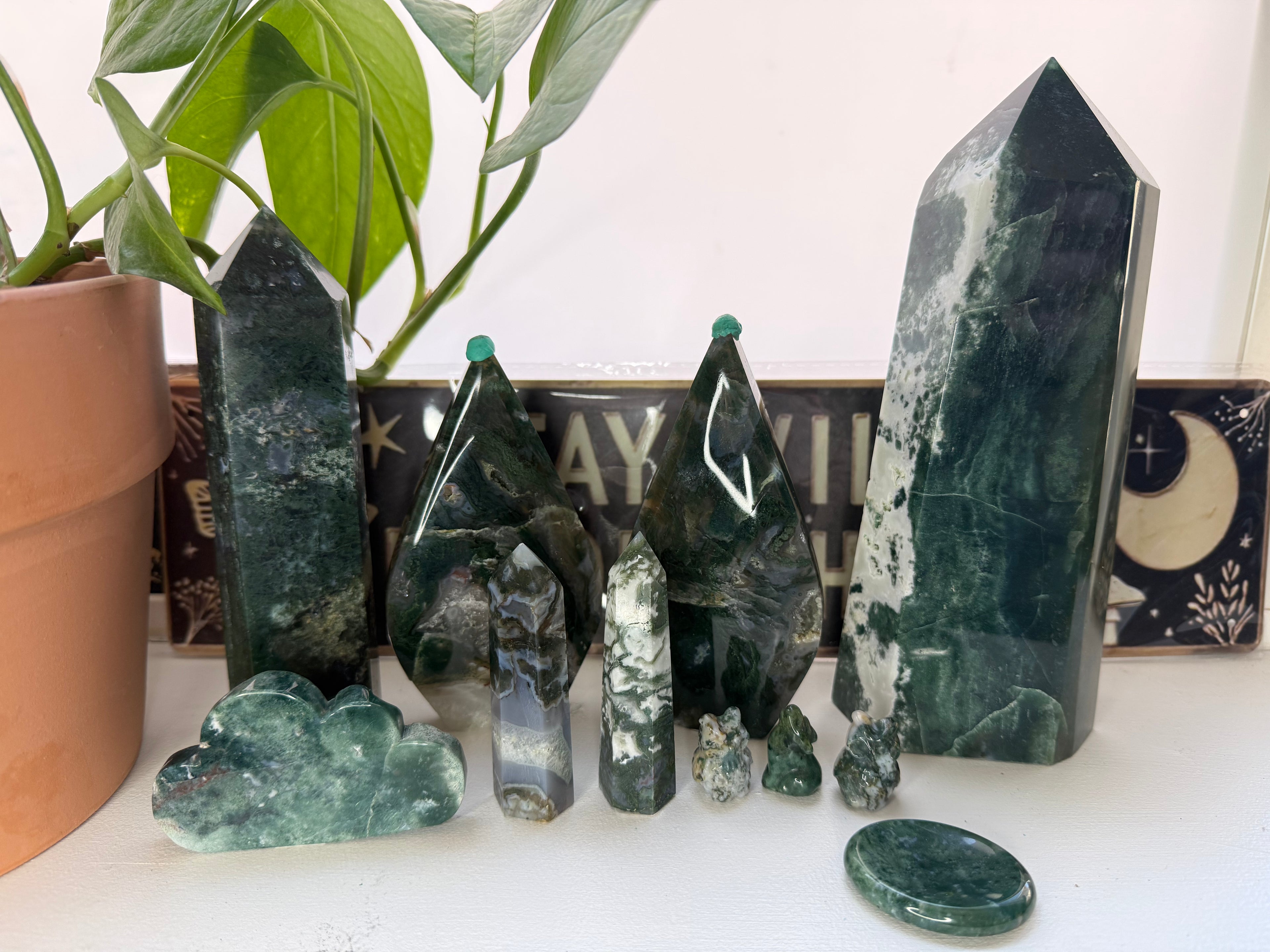 Moss Agate — The Stone of Growth & Grounded Energy