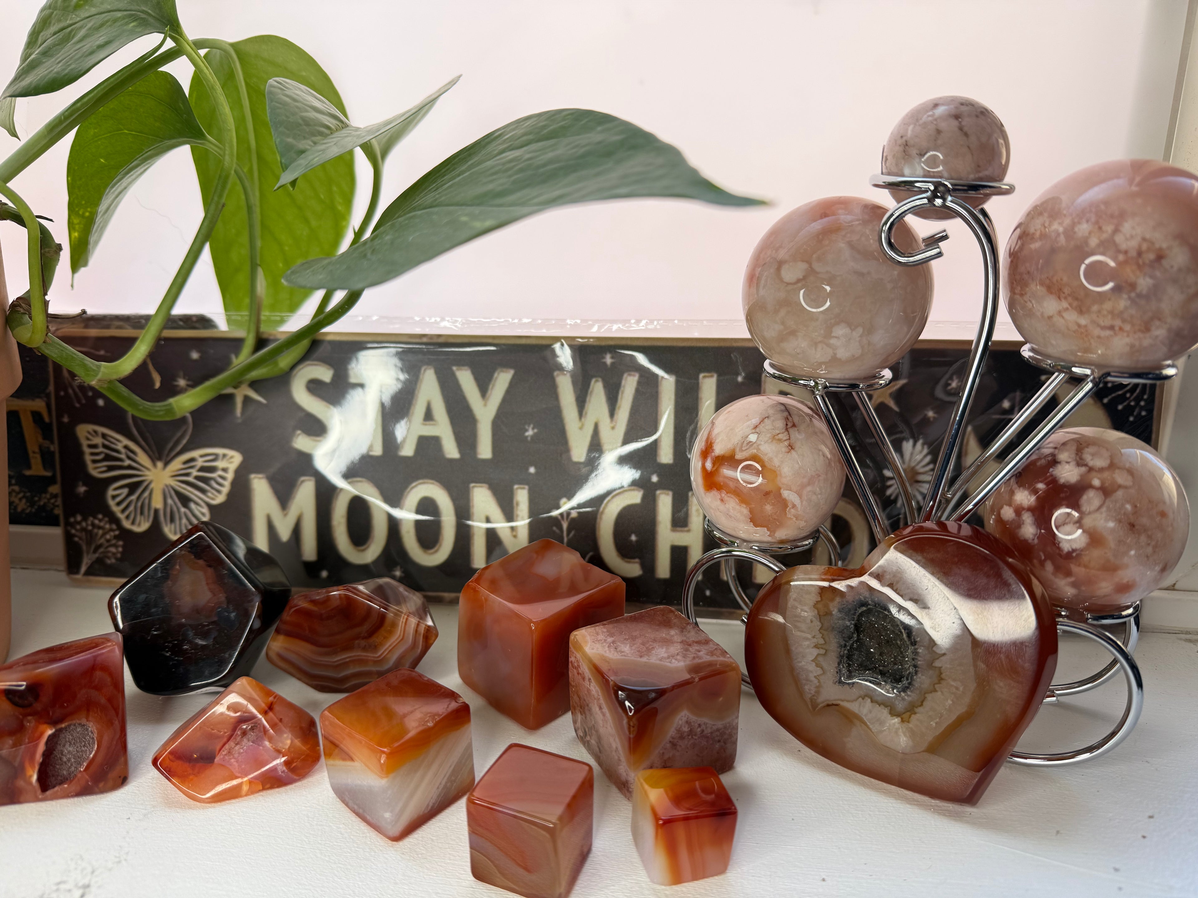 Carnelian — The Stone of Vitality & Creative Drive