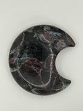 Arfvedsonite Moon Carving 2.1 oz – Polished Crescent Stone for Intuition, Transformation & Inner Strength