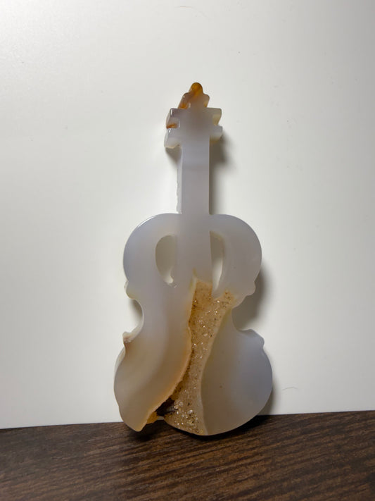 Druzy Agate Guitar Carving | Hand‑Carved Crystal | Music Lover Gift