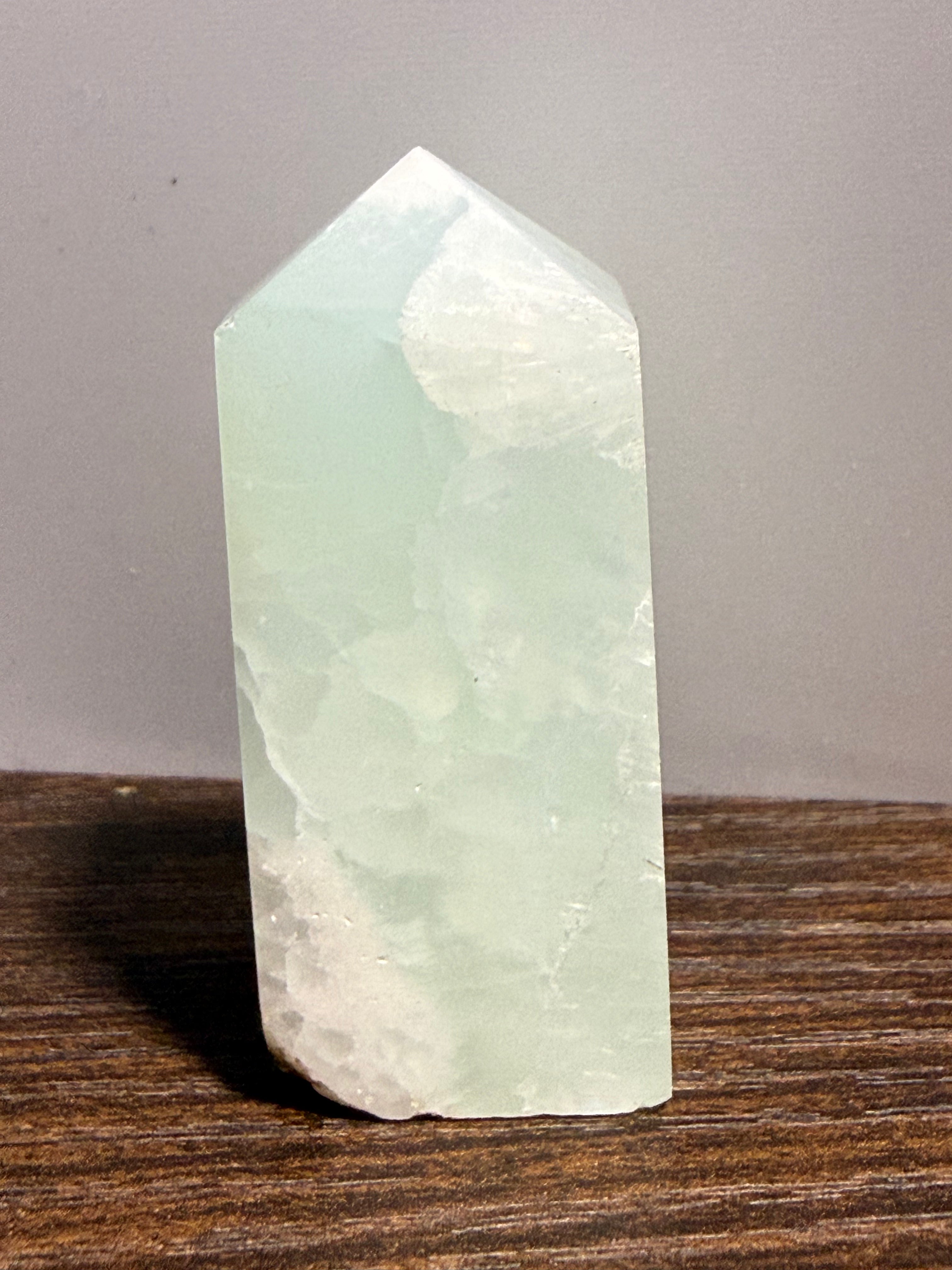 Green Calcite Point – Small Soothing Mint Crystal for Healing, Balance & Emotional Renewal