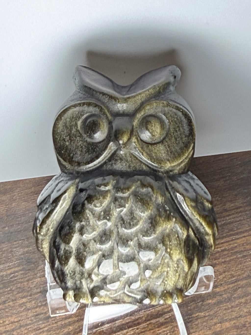 Green Obsidian Owl – Hand‑Carved Figurine with Emerald Sheen for Wisdom & Protection