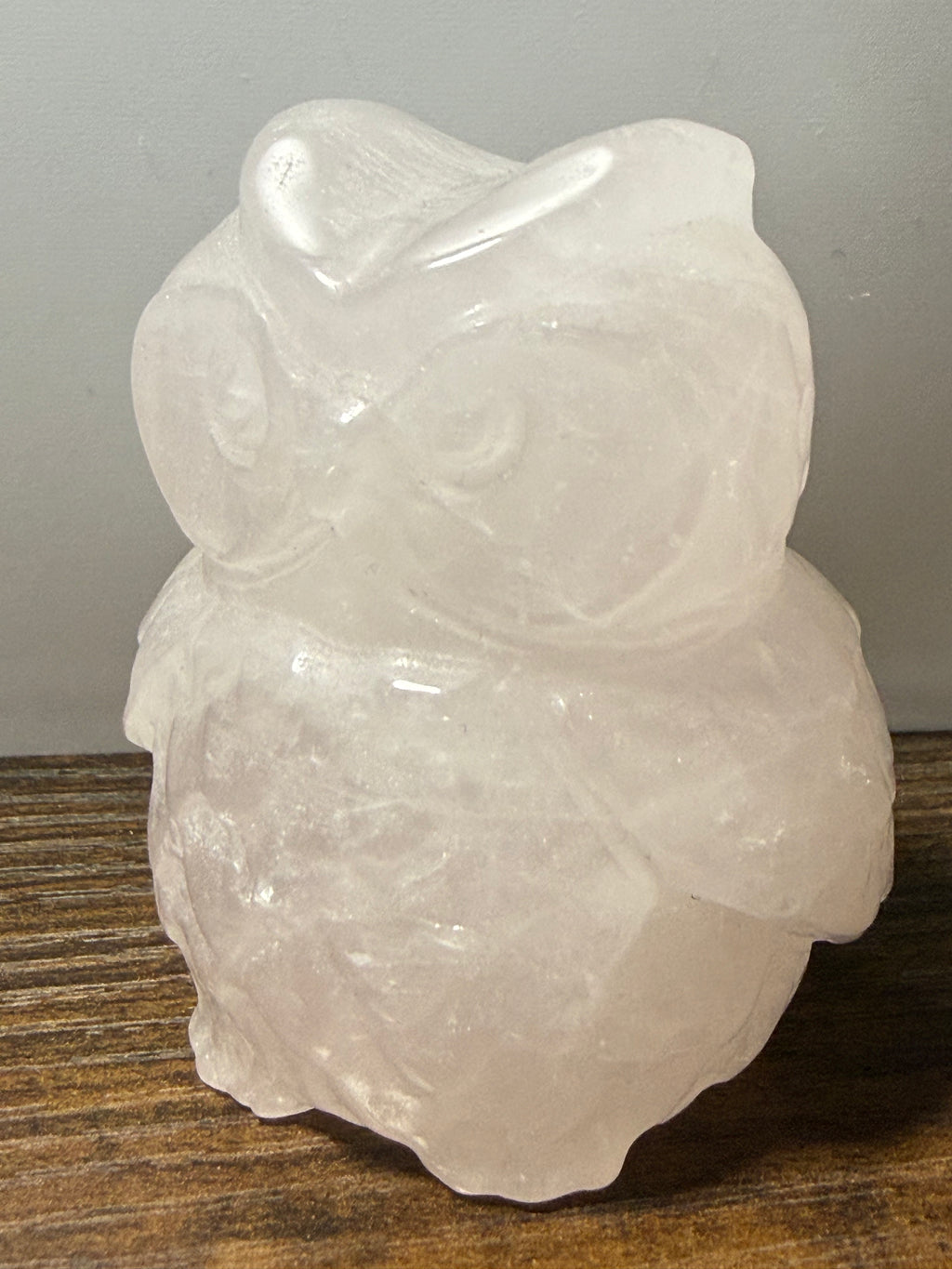 Rose Quartz Owl Carving – Polished Crystal Figurine for Clarity, Peace & Heart‑Healing Energy