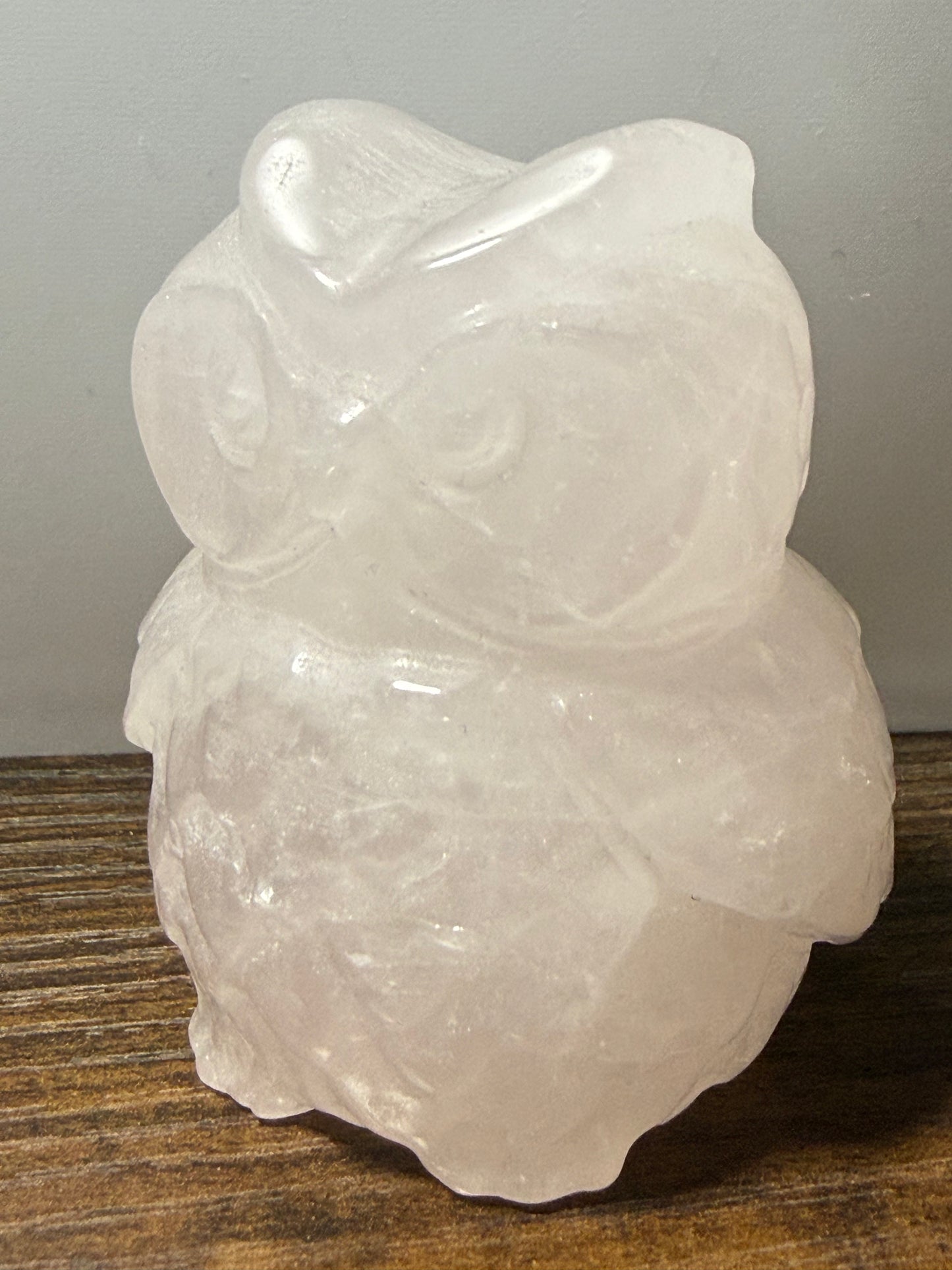 Rose Quartz Owl Carving – Polished Crystal Figurine for Clarity, Peace & Heart‑Healing Energy