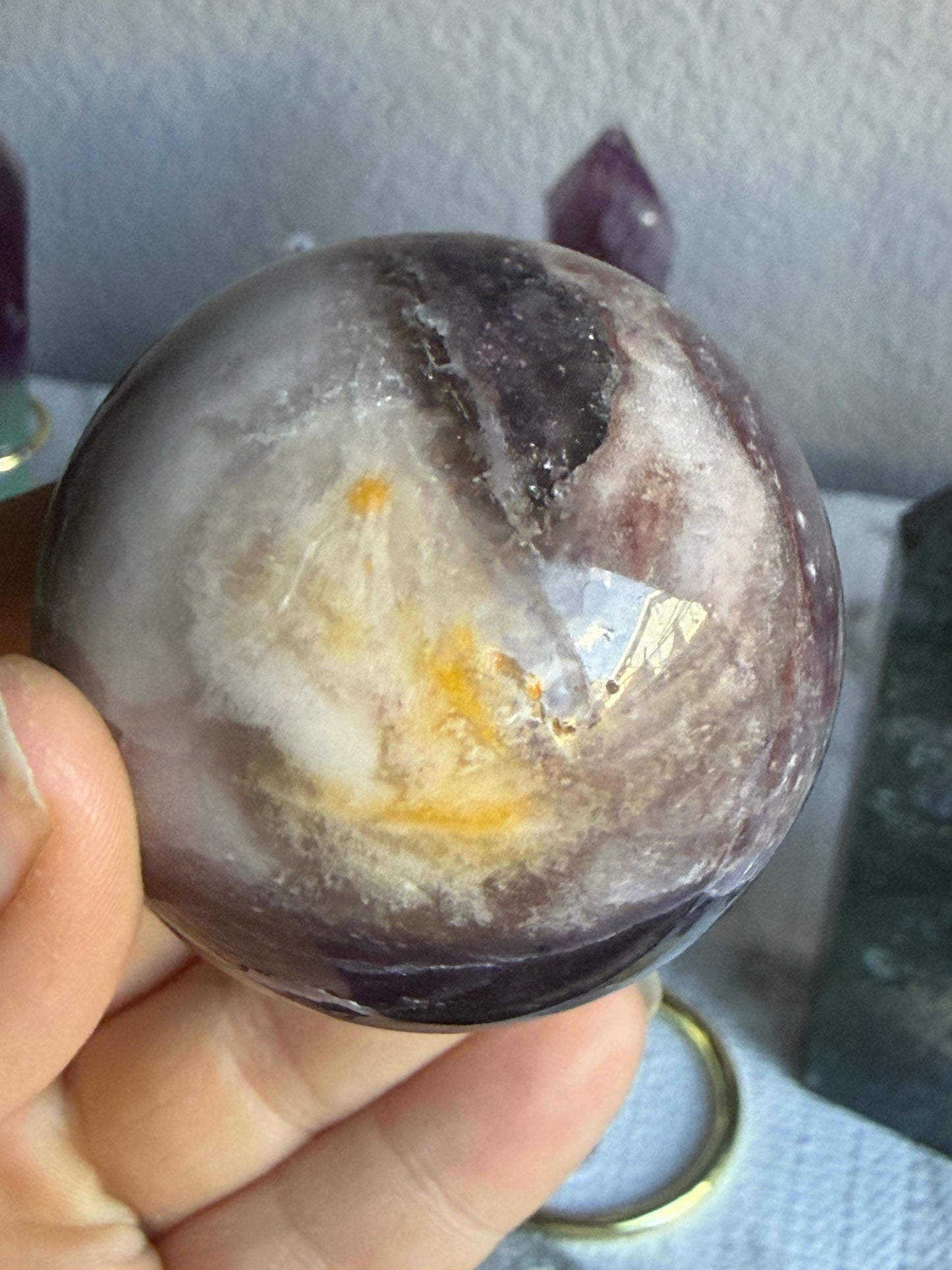 Fluorite–Sphalerite Sphere #3 – Polished Crystal for Clarity, Grounding & Transformative Insight