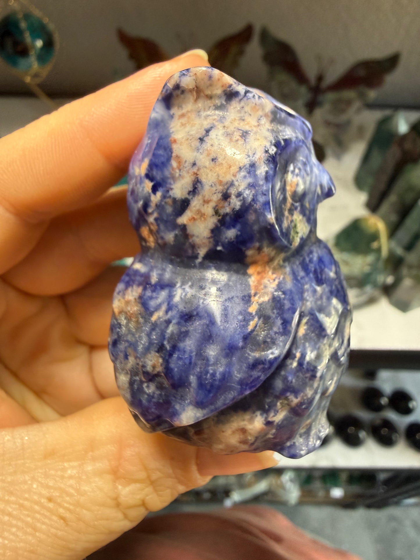 Sodalite Owl – Hand‑Carved Figurine for Wisdom, Intuition & Mental Clarity