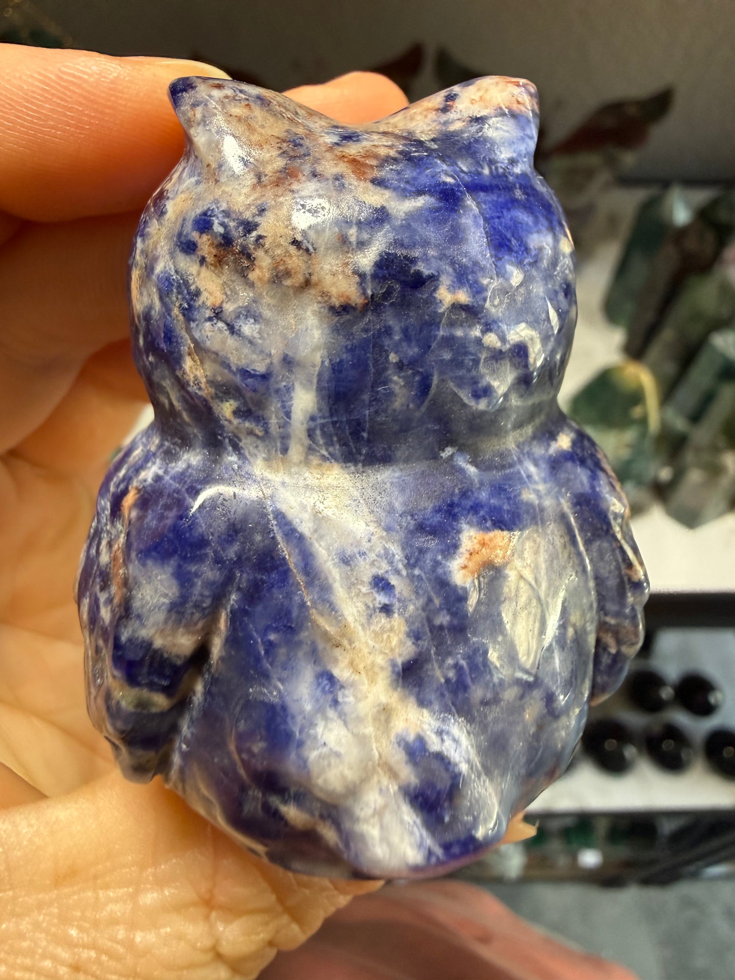 Sodalite Owl – Hand‑Carved Figurine for Wisdom, Intuition & Mental Clarity