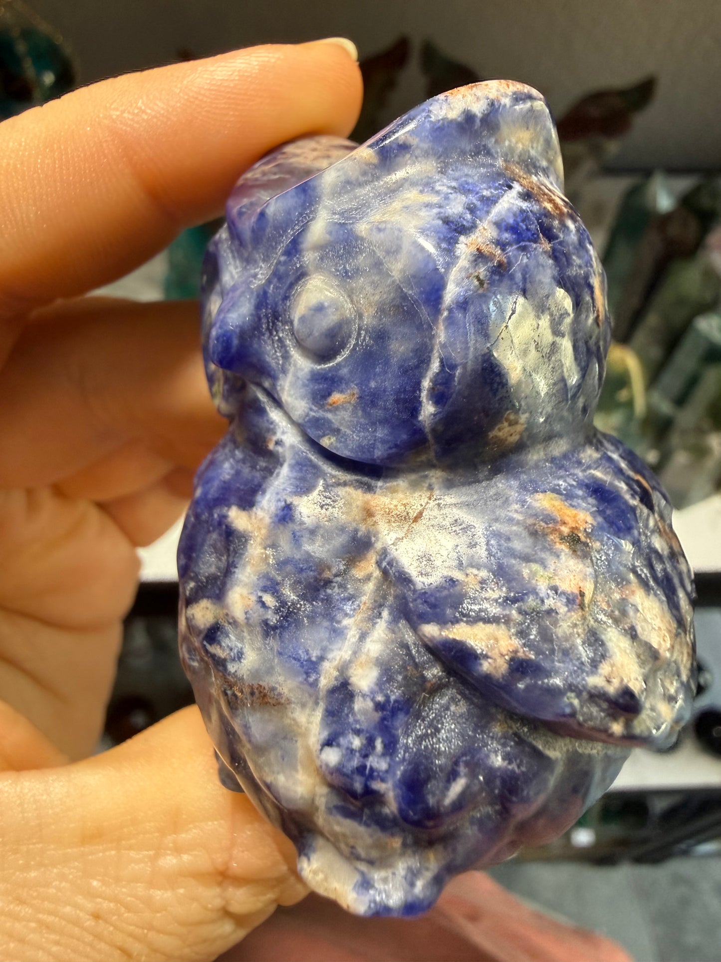 Sodalite Owl – Hand‑Carved Figurine for Wisdom, Intuition & Mental Clarity