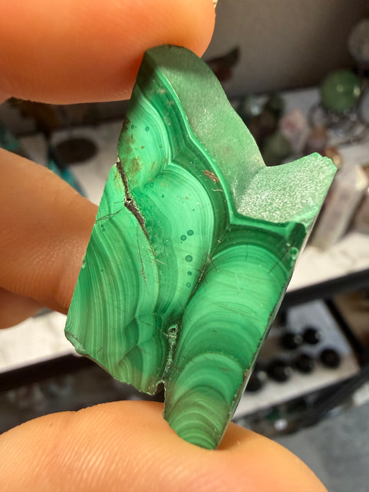Raw Malachite 0.7 oz – Natural Green Crystal for Protection, Transformation & Emotional Strength