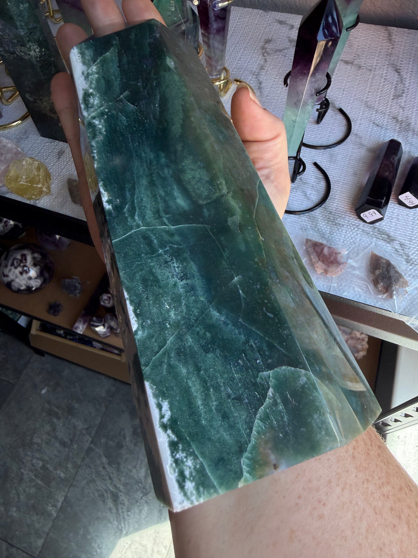 Extra‑Large Moss Agate Tower — 2 lbs 14 oz Polished Crystal Point for Growth, Grounding & Natural Harmony