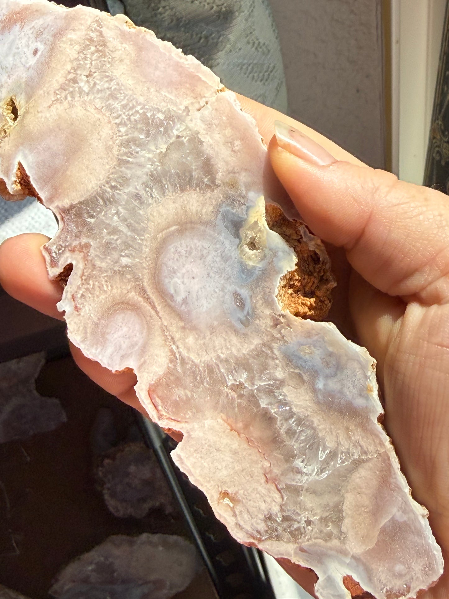 Large Pink Amethyst Slab – Heart‑Healing Crystal for Peace, Emotional Renewal & Soft Feminine Energy