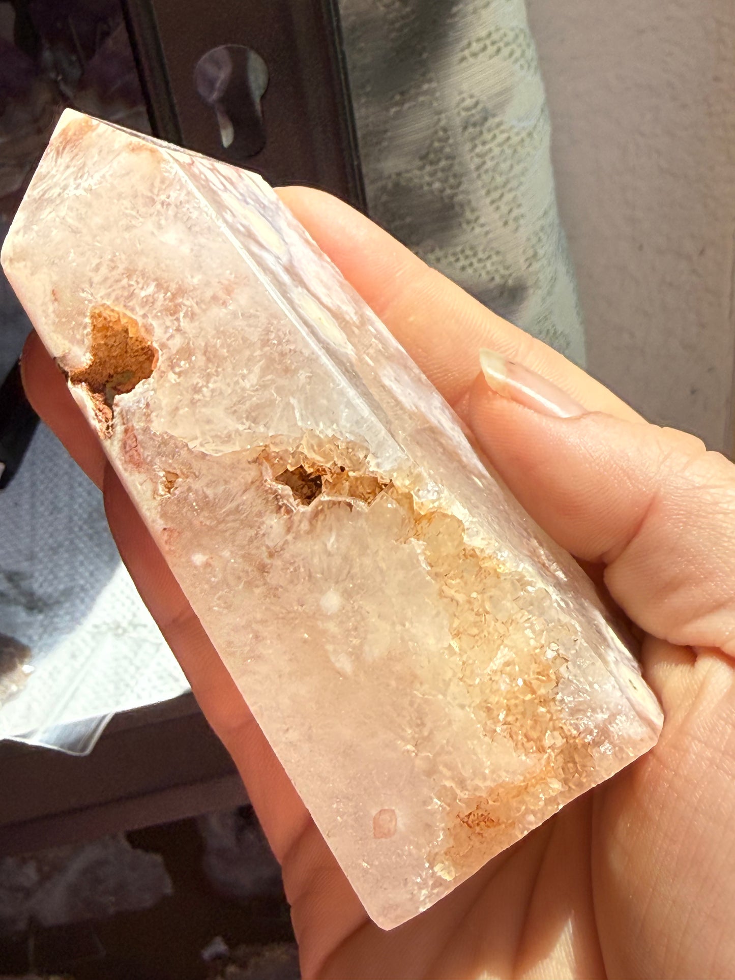 Pink Amethyst Druzy Tower – Sparkling Heart‑Chakra Crystal for Peace, Healing & Gentle Protection