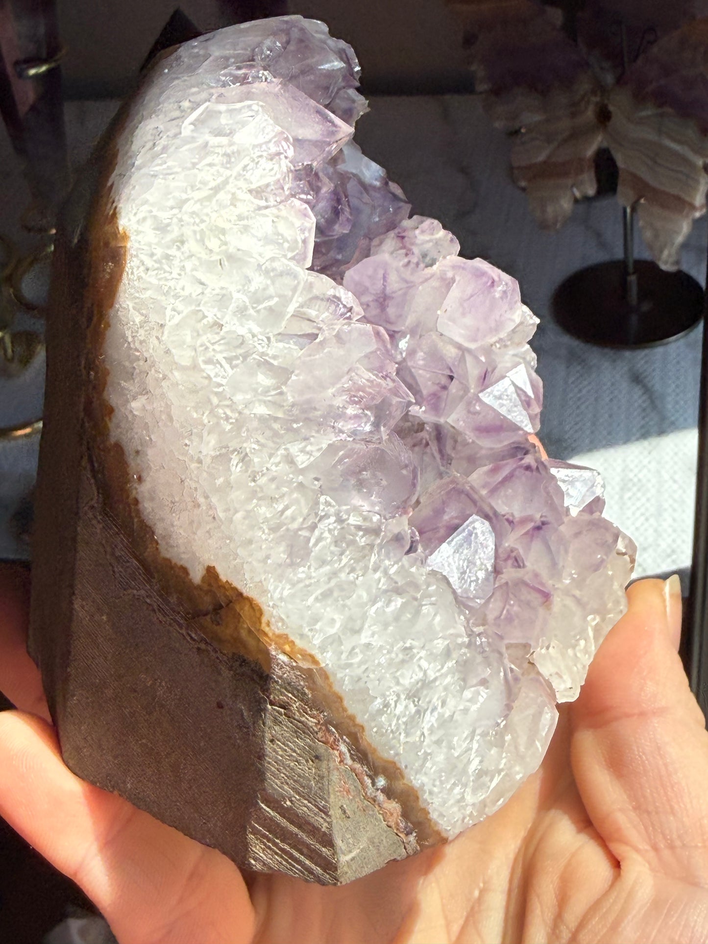 Amethyst Geode 2 lb 9 oz – Natural Crystal Cluster for Calm, Clarity & Spiritual Energy