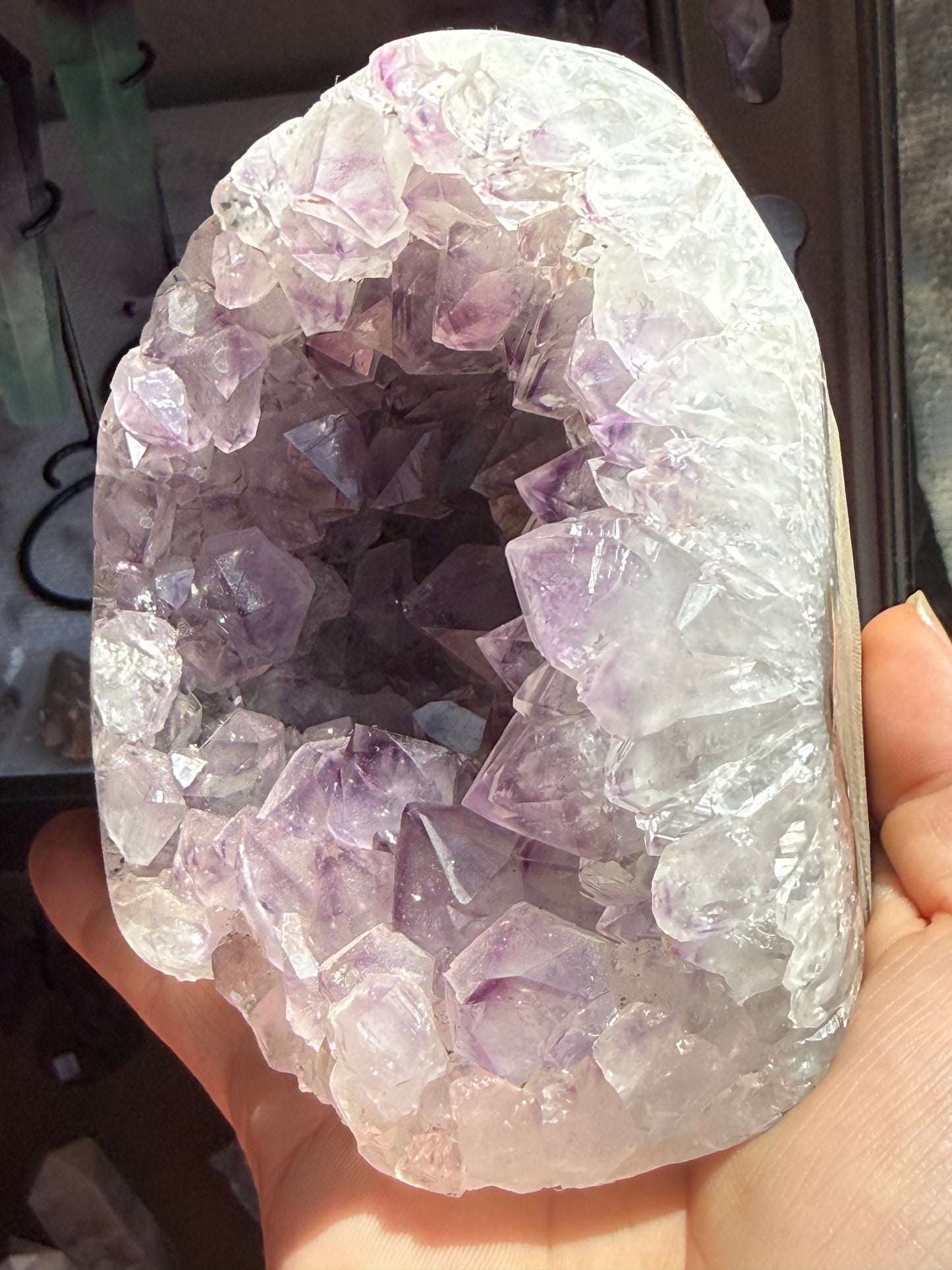 Amethyst Geode 2 lb 9 oz – Natural Crystal Cluster for Calm, Clarity & Spiritual Energy