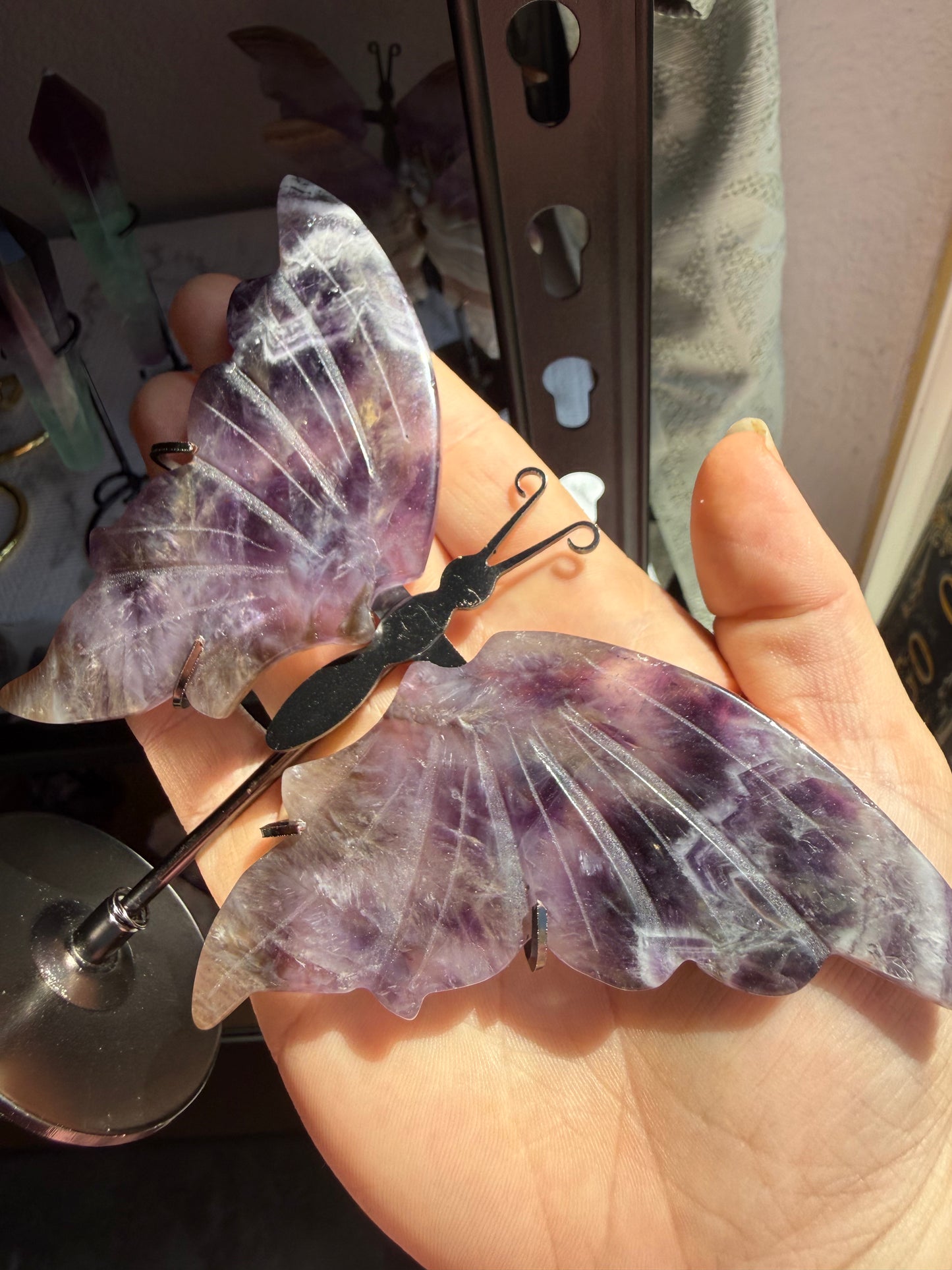 Amethyst Butterfly Carving 5.1 oz – Hand‑Carved Crystal Symbol of Transformation, Peace & Spiritual Growth