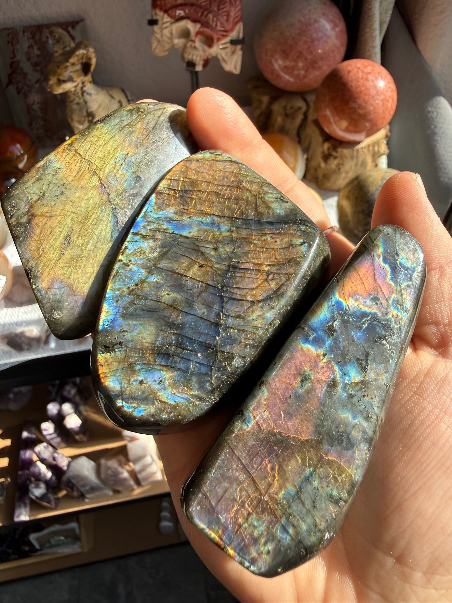 Labradorite – Small 3-4.9 oz- Intuition & Transformation