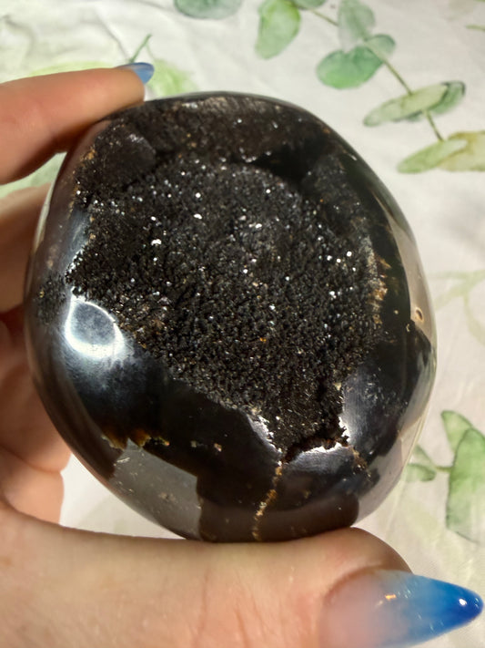 Druzy Septarian Egg XXL– Grounding • Strength