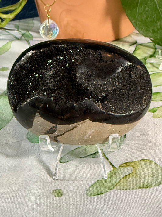 Druzy Septarian Egg XL– Grounding • Strength