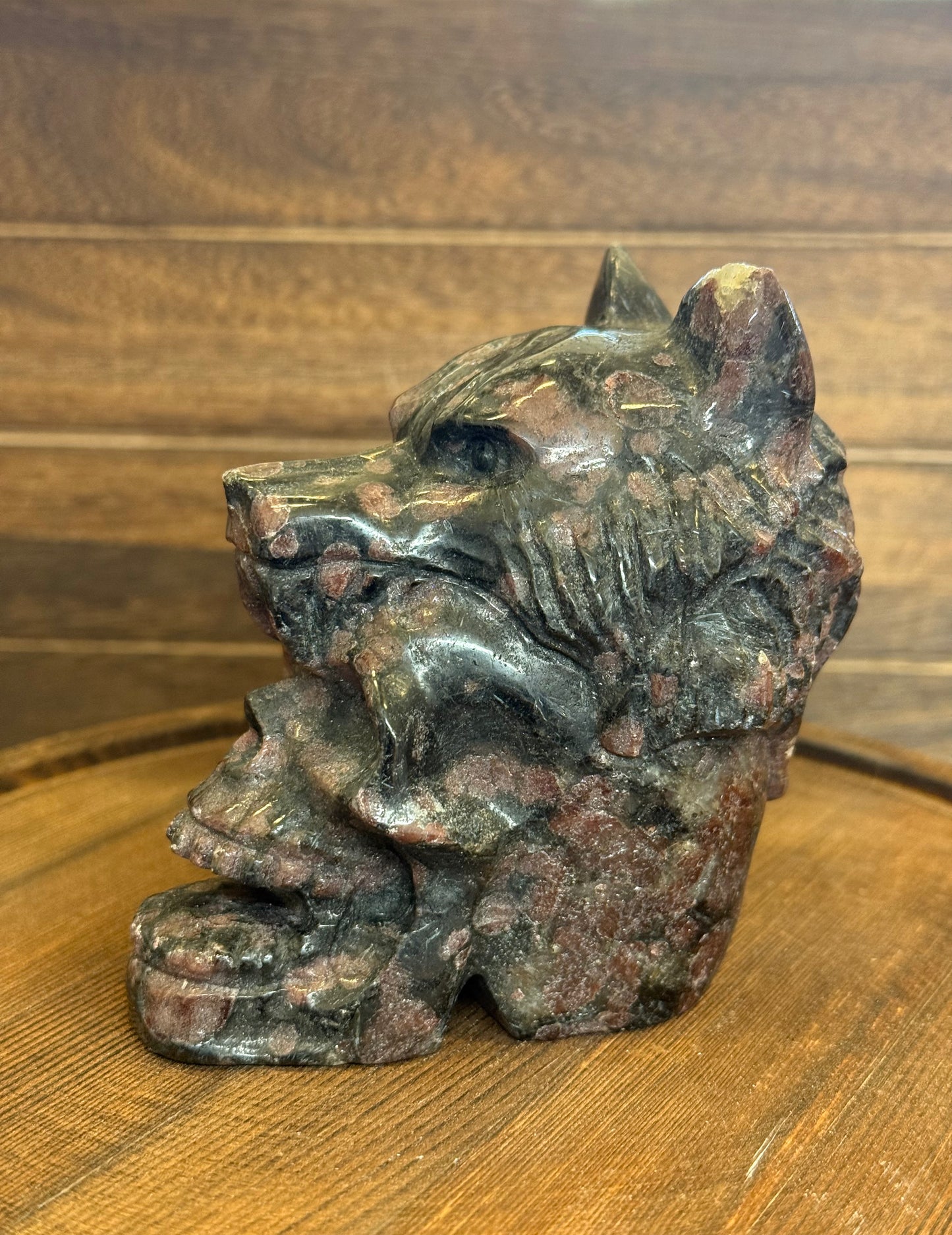 Garnet Wolf Head & Skull Carving — Strength • Protection • Transformation