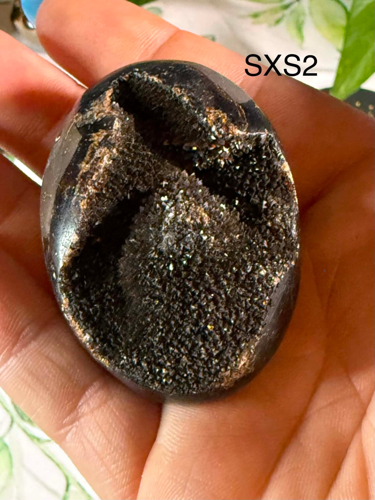 Druzy Septarian Egg XS– Grounding • Strength