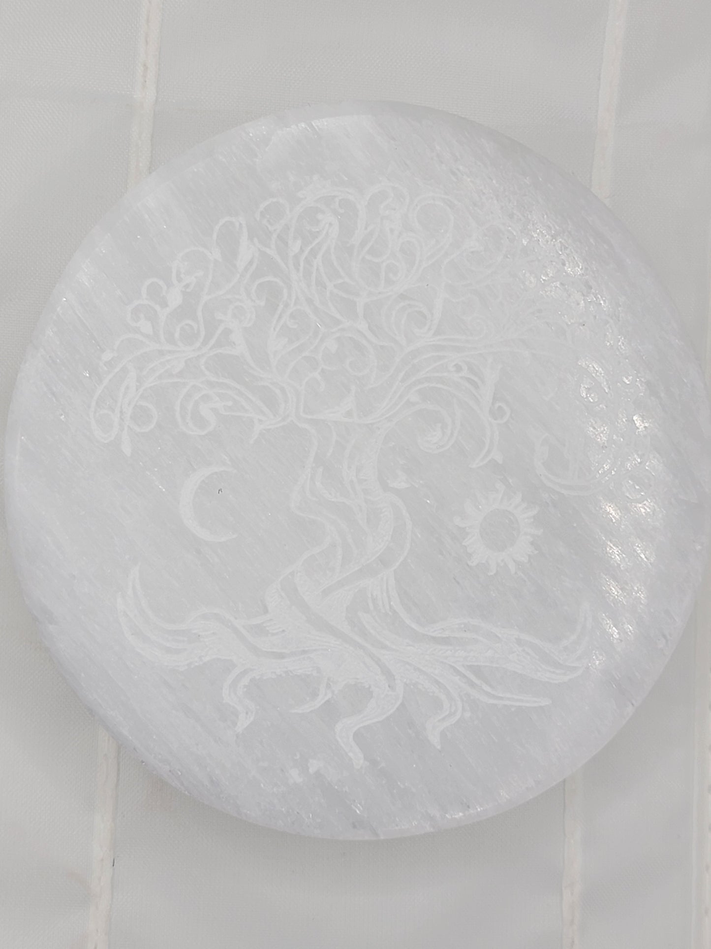 Selenite Charging Plate with Tree Engraving – Cleansing Crystal for Renewal, Harmony & Energy Reset