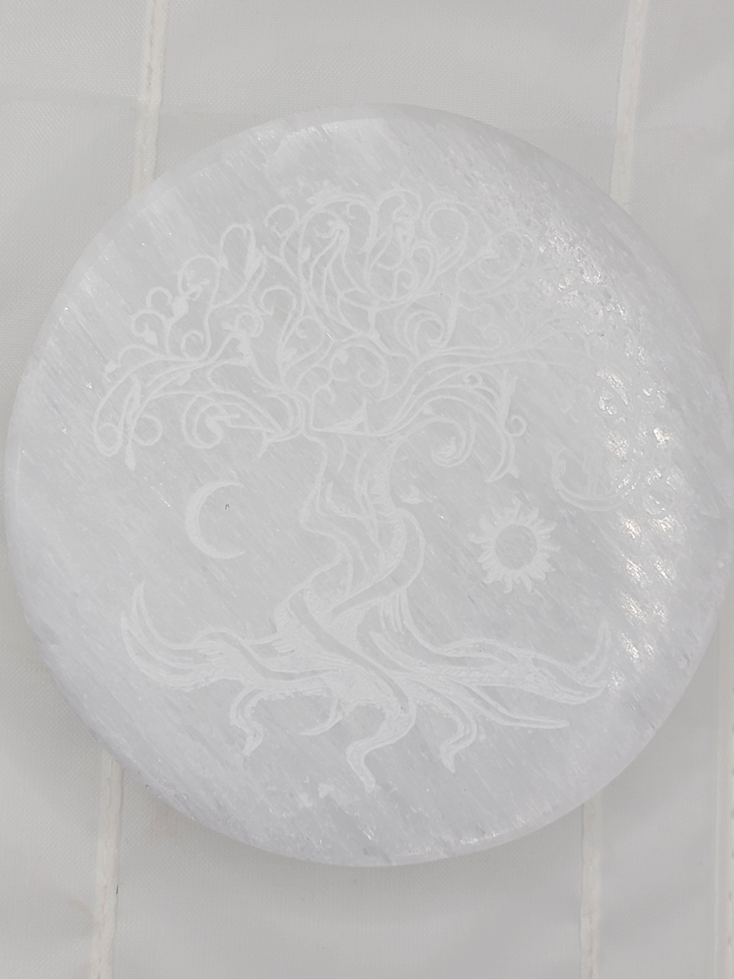 Selenite Charging Plate with Tree Engraving – Cleansing Crystal for Renewal, Harmony & Energy Reset