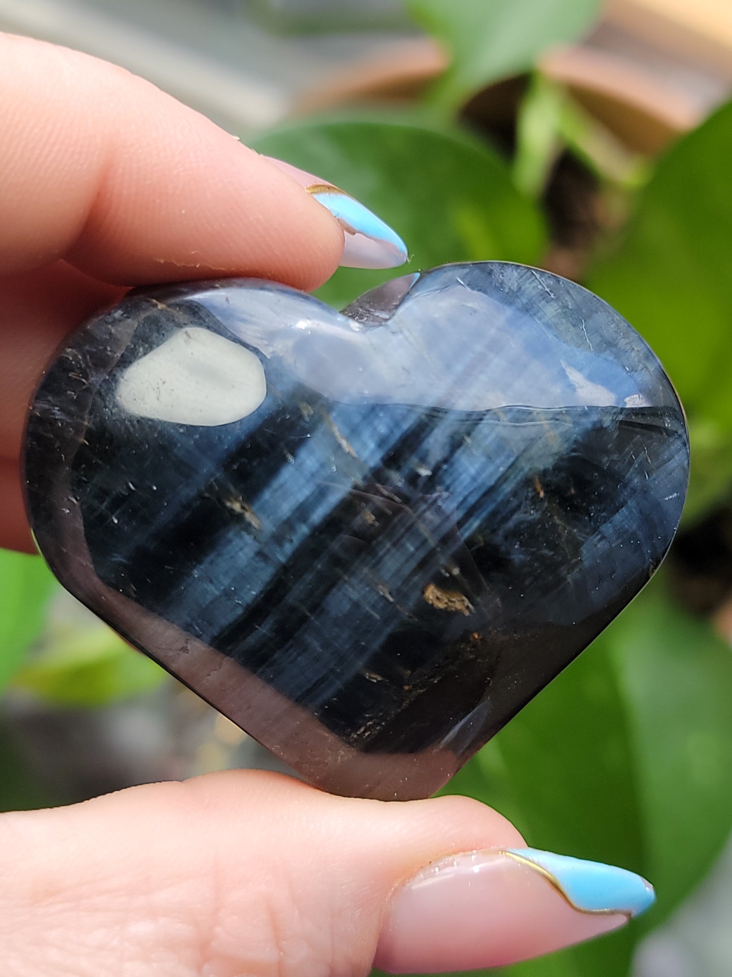 Heart‑Shaped Blue Tiger Eye Palm Stone