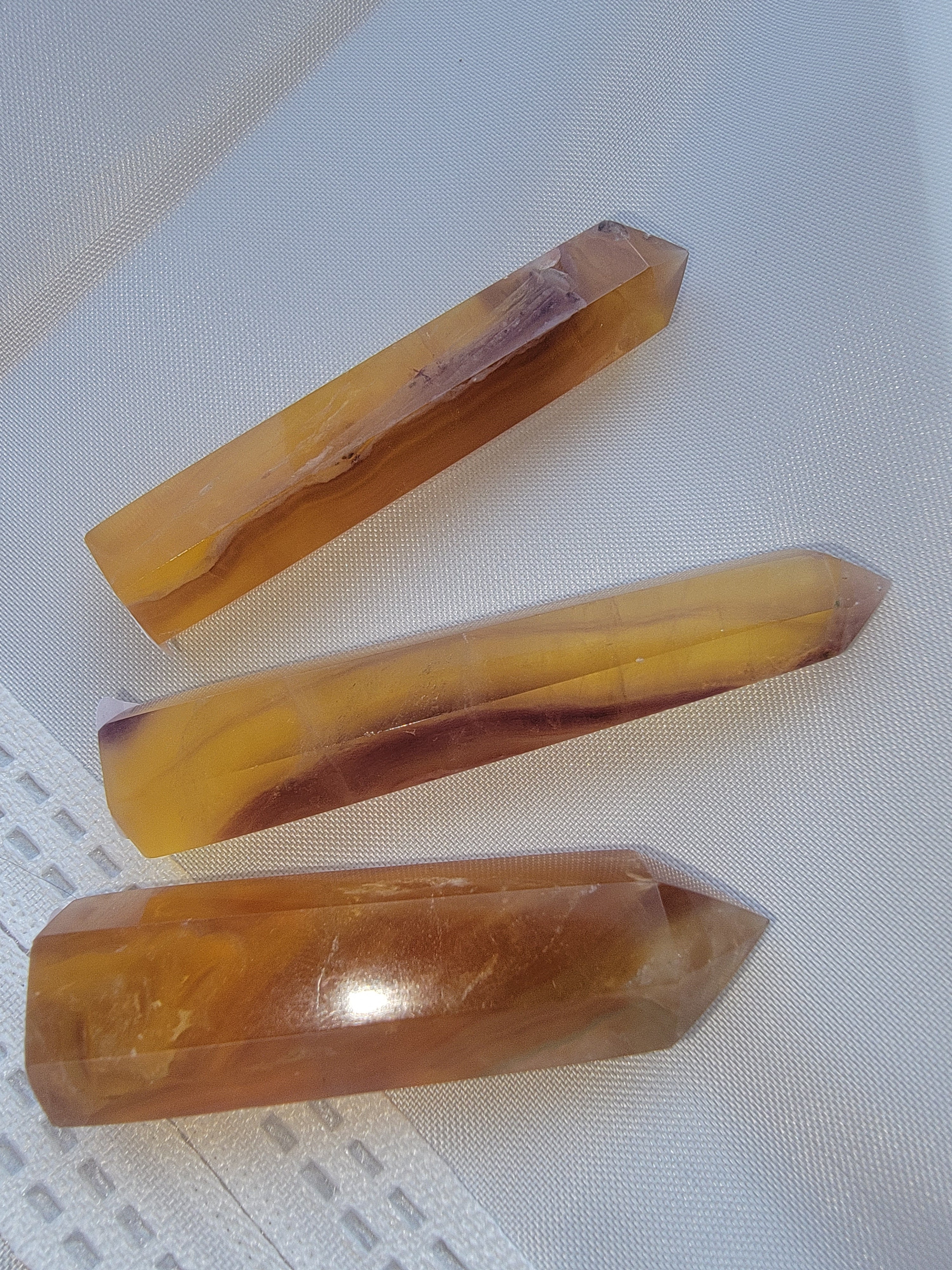 Citrine Double‑Terminated Point – Polished Golden Crystal for Abundance, Confidence & Manifestation