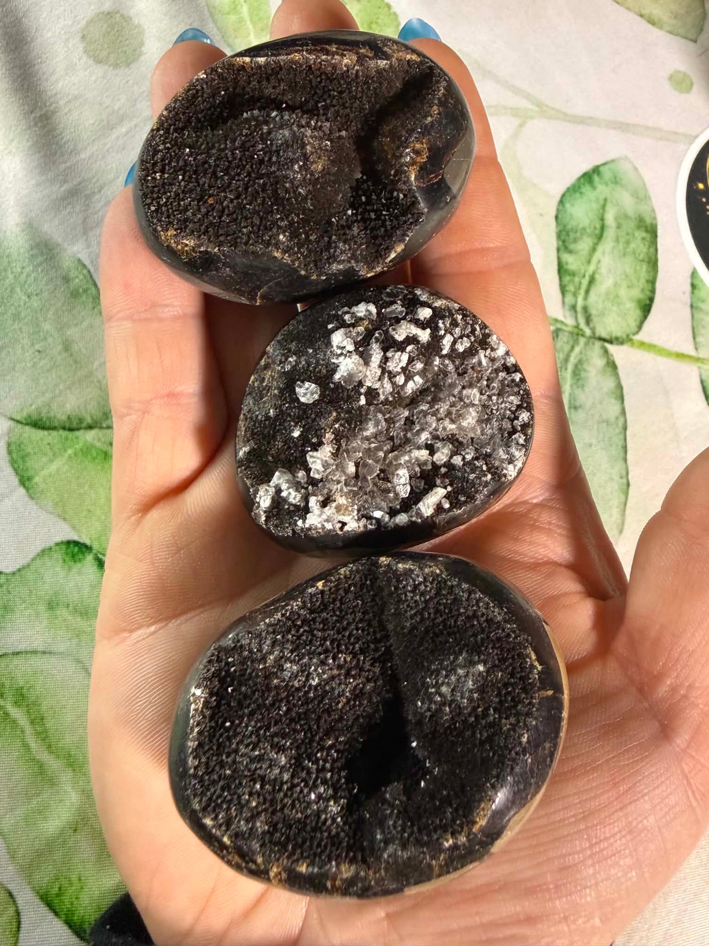 Druzy Septarian Egg XS– Grounding • Strength